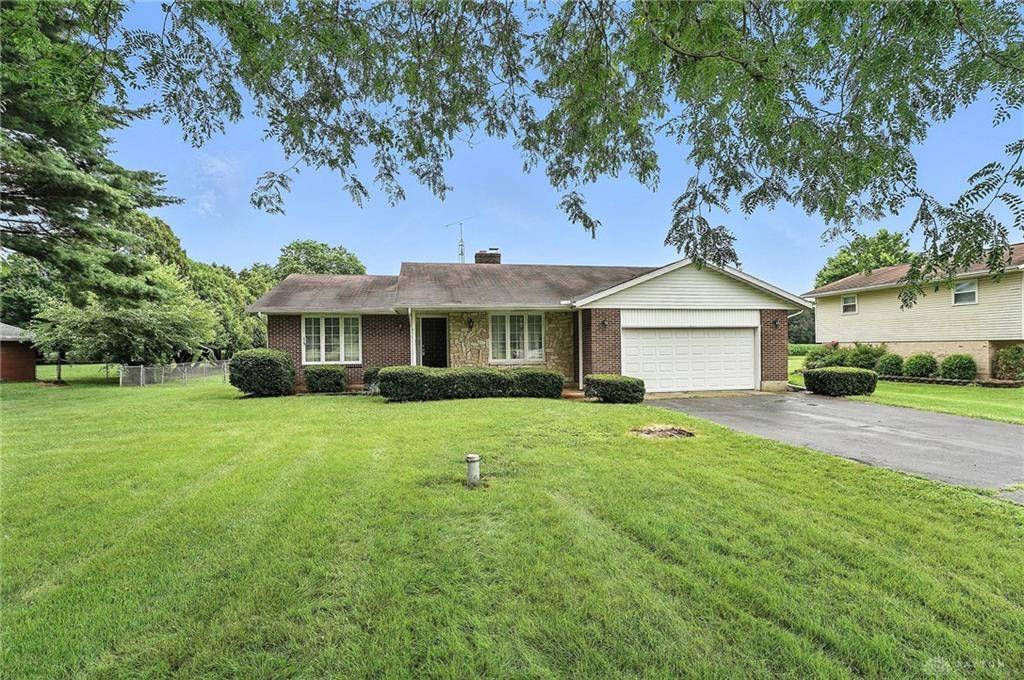Xenia, OH 45385,2042 Hilltop Road