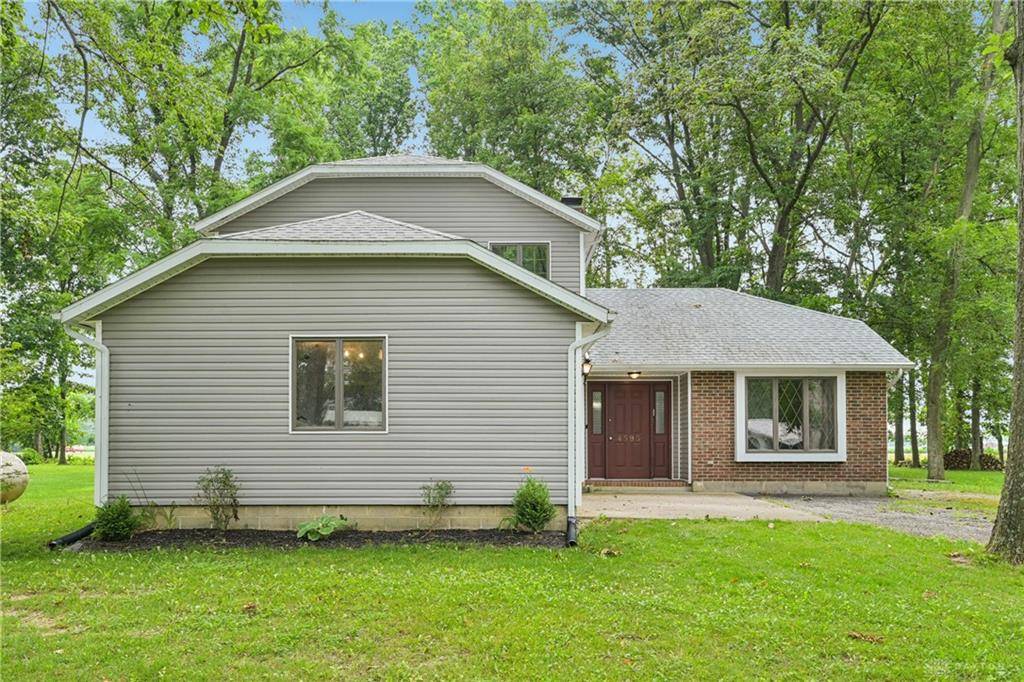 4595 Comanchee Trail, Silvercreek Twp, OH 45335