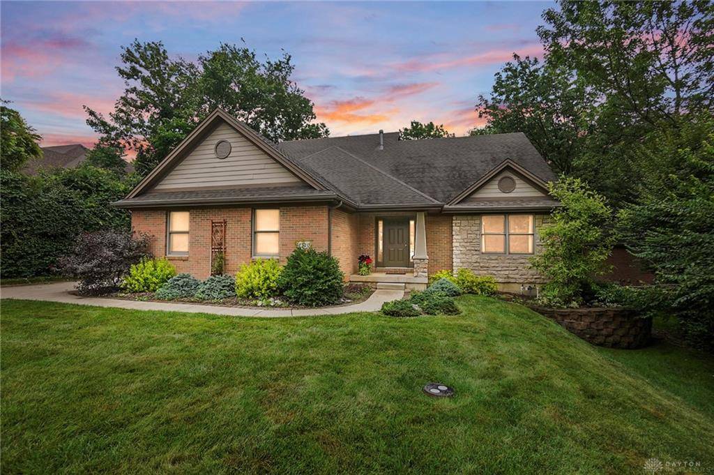 2210 Hidden Woods Boulevard, Beavercreek, OH 45431