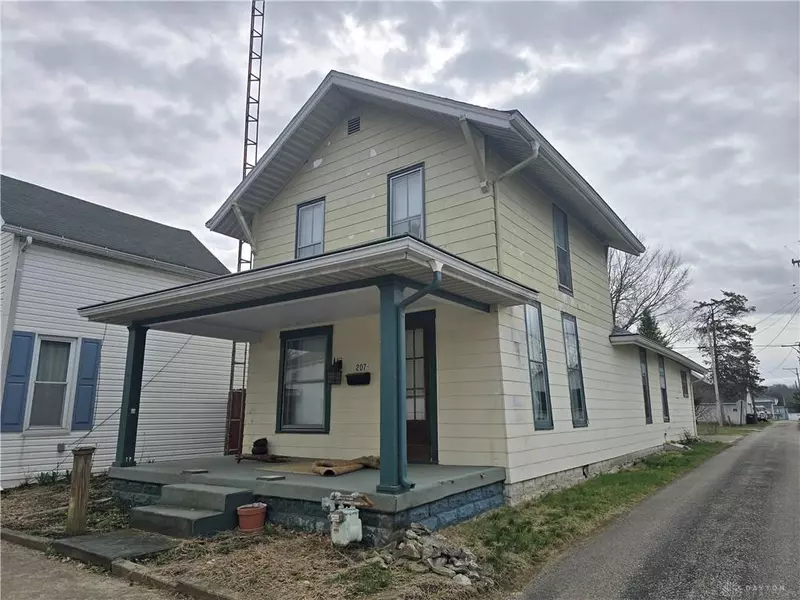 207 E Main Street, New Paris, OH 45347