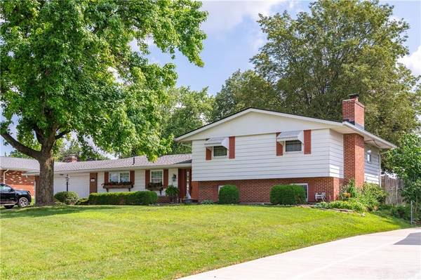 544 Rising Hill Drive, Fairborn, OH 45324