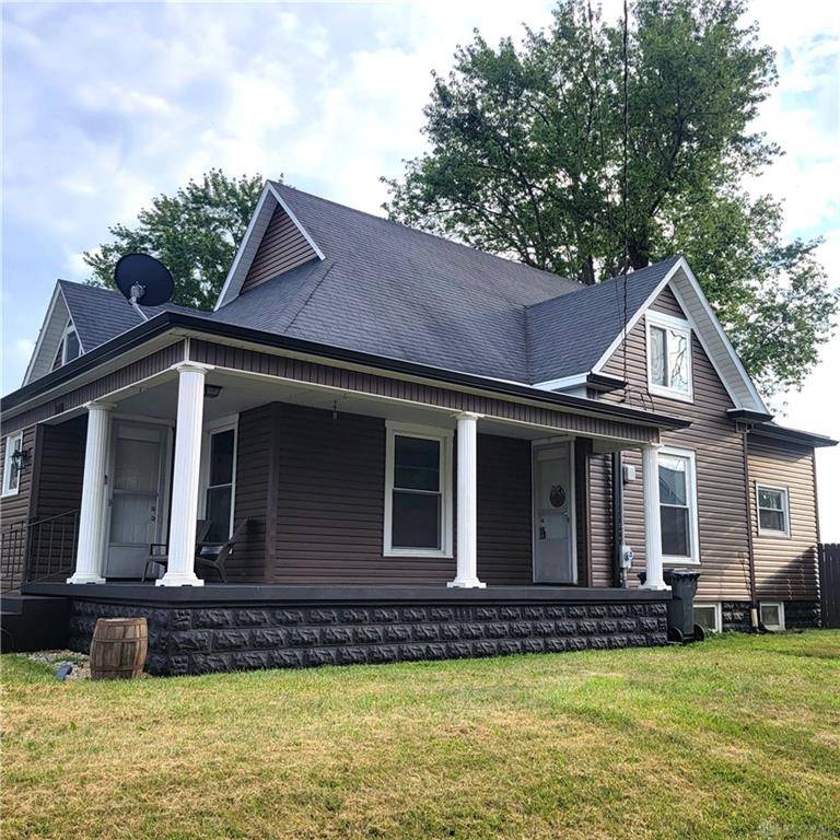 300 S Evans Street, Saratoga, IN 47382