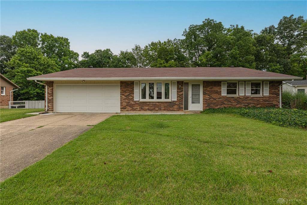 902 Victoria Drive, Franklin, OH 45005