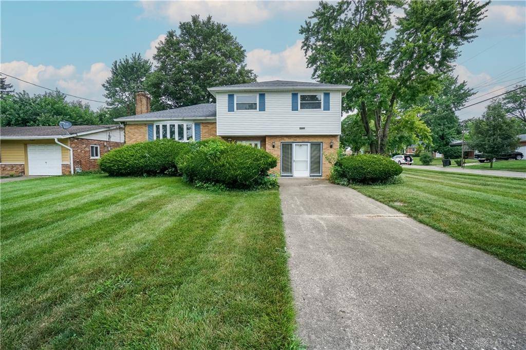 702 W Sharon Road, Forest Park, OH 45240