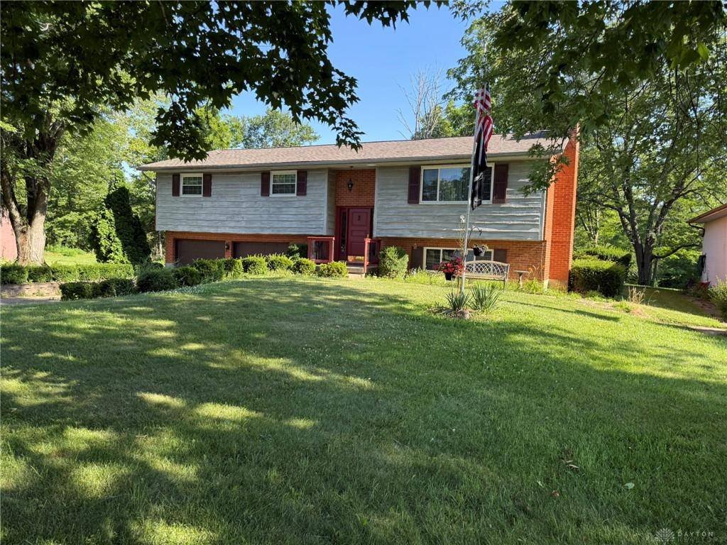 10849 Mile Road, New Lebanon, OH 45345