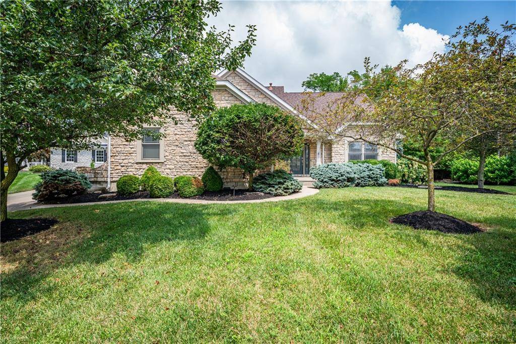 135 S Pond Court, Springboro, OH 45066