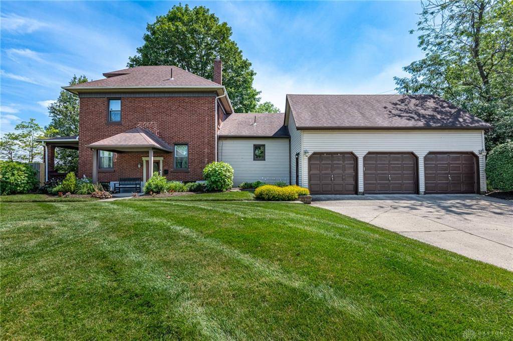 1012 Greenridge Drive, Kettering, OH 45429