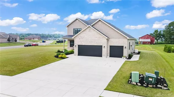 Troy, OH 45373,974 Stony Brook Lane