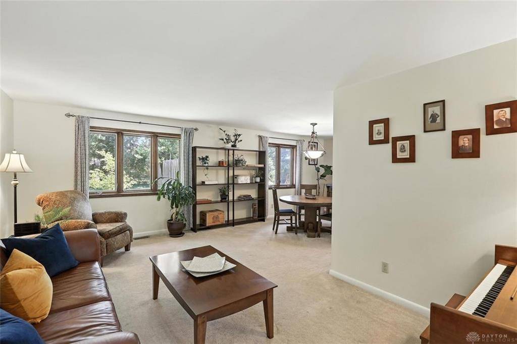 Dayton, OH 45458,7970 S Oak Court