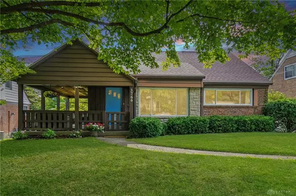 Cincinnati, OH 45213,3766 Aikenside Avenue