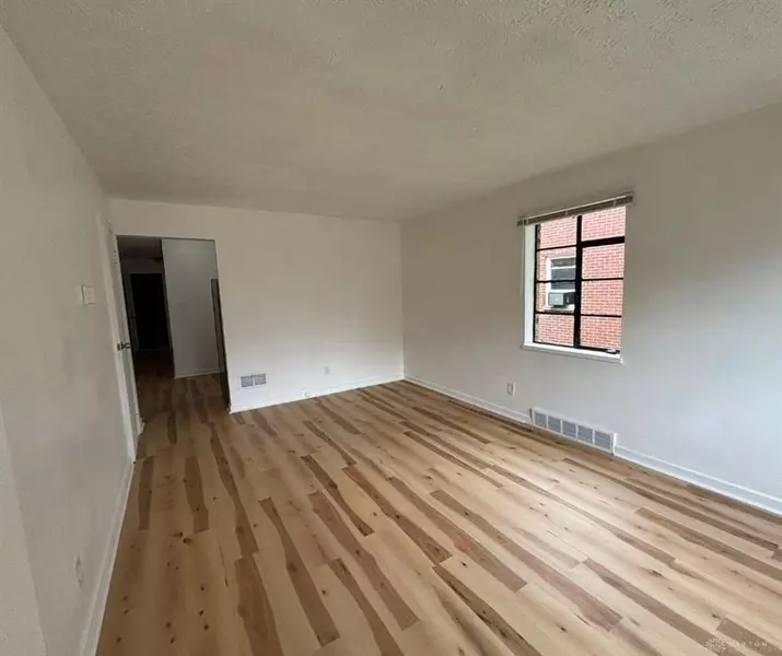 212 E Bruce Avenue, Dayton, OH 45405