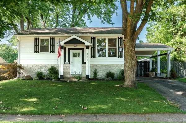 870 Corvette Avenue, New Carlisle, OH 45344