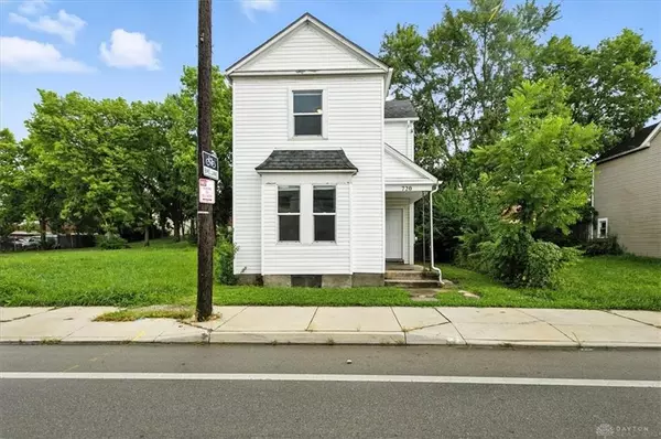 720 Springfield Street, Dayton, OH 45403