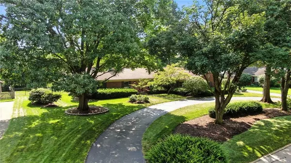 6342 Seton Hill Street, Washington Twp, OH 45459