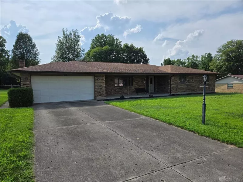 525 Mill Stone Drive, Beavercreek, OH 45434
