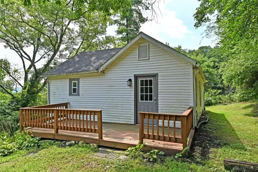 9904 Hooven Avenue, Cleves, OH 45033