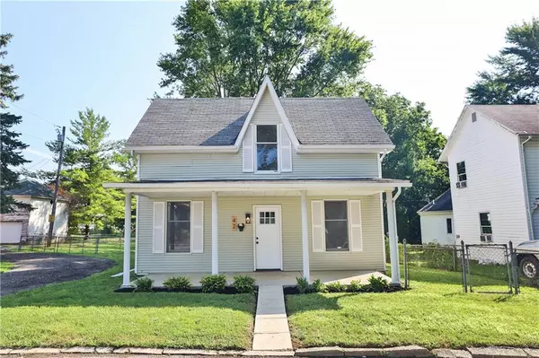 42 N Locust Street, Mechanicsburg, OH 43044