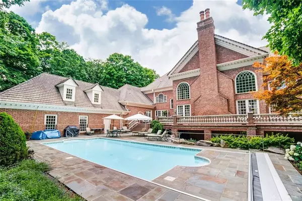 Kettering, OH 45429,5048 Oak Manor Court