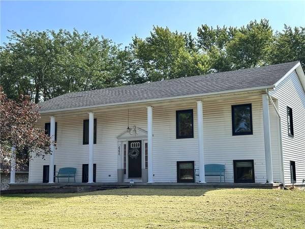 660 Wisteria Drive, Troy, OH 45373