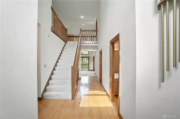 Dayton, OH 45429,861 Timberlake Court