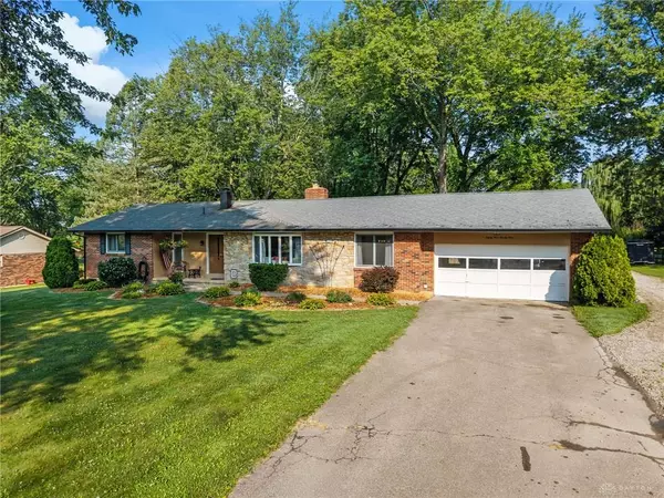 8423 Red Lion 5 Points Road, Springboro, OH 45066