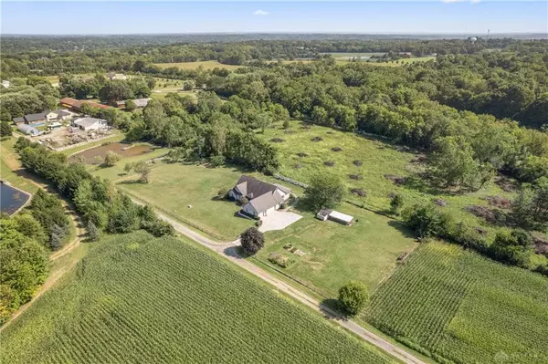 Sugarcreek Township, OH 45305,679 S Alpha Bellbrook Road