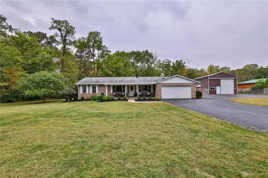 5689 Dearth Road, Springboro, OH 45066