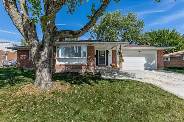 1105 Greenridge Drive, Kettering, OH 45429
