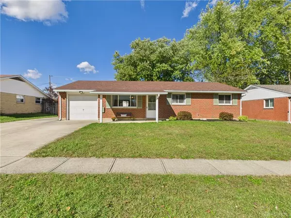 431 Avon Oak Court, New Lebanon, OH 45345