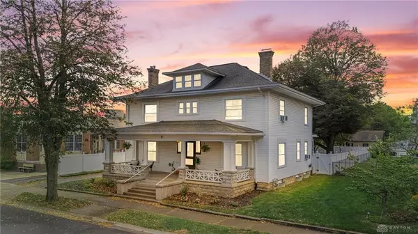 15 W Jamestown Street, South Charleston, OH 45368