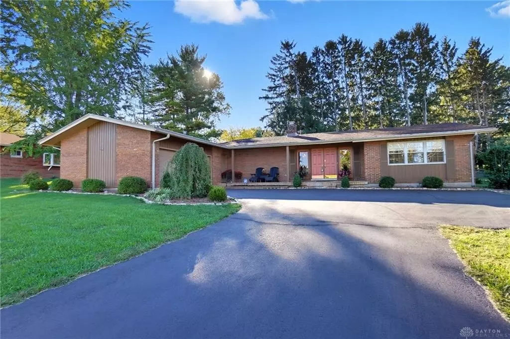 Xenia, OH 45385,965 Oak Dale Drive