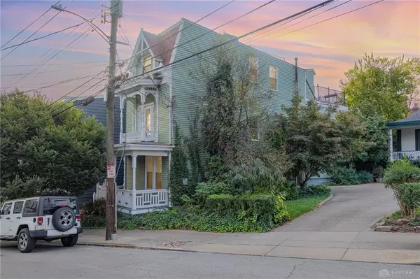 1031 Celestial #2, Cincinnati, OH 45202