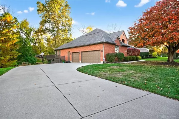 Springboro, OH 45066,980 Heatherwoode Circle