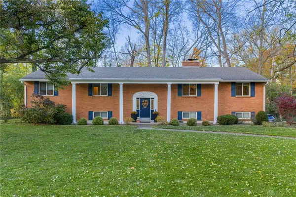 447 Greensboro Drive, Washington Twp, OH 45459