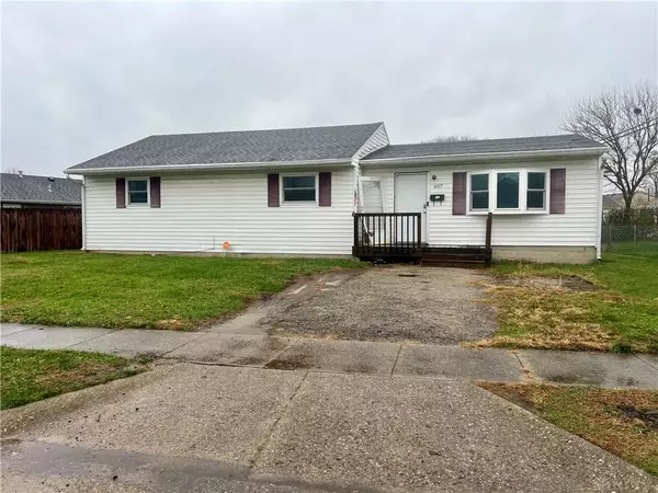 607 Kirkwood Drive, Fairborn, OH 45324