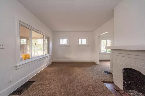 Dayton, OH 45402,3805 Hoover Avenue