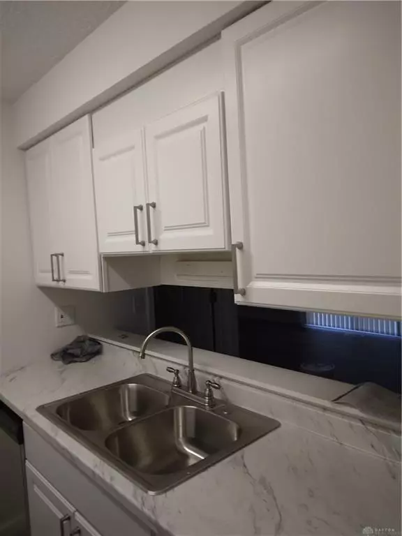 Dayton, OH 45426,5326/5324 Greencroft Drive #5324