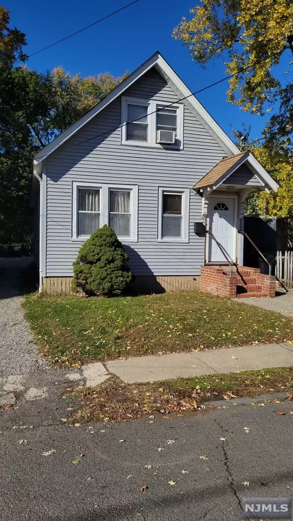 54 Thomas ST, Bloomfield, NJ 07003