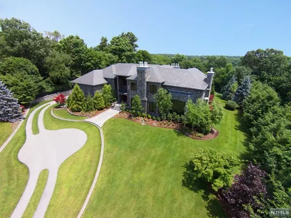 64 Stony Ridge RD, Saddle River, NJ 07458