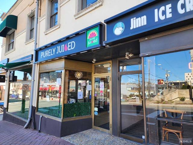 302 Main ST, Fort Lee, NJ 07024