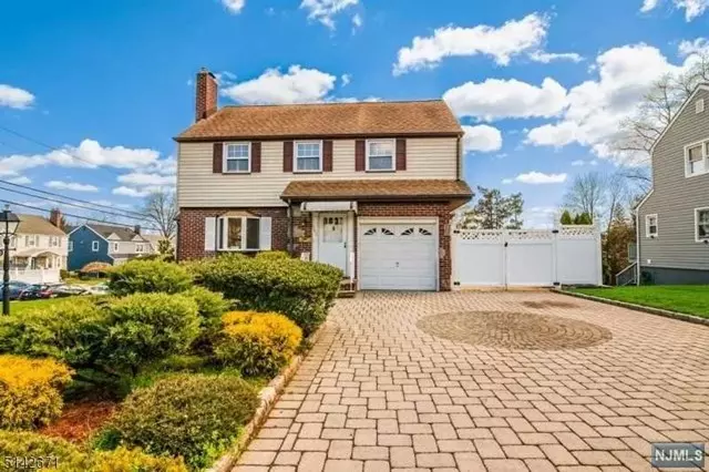 362 Golf AVE, Maywood, NJ 07607