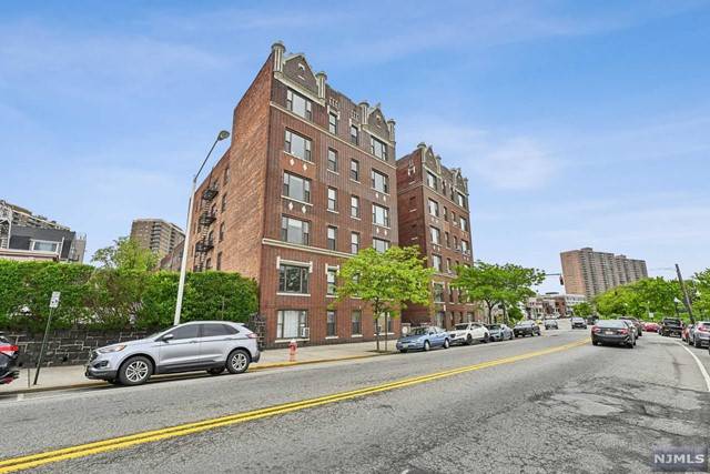 1055 Boulevard East  # E7, Weehawken, NJ 07086