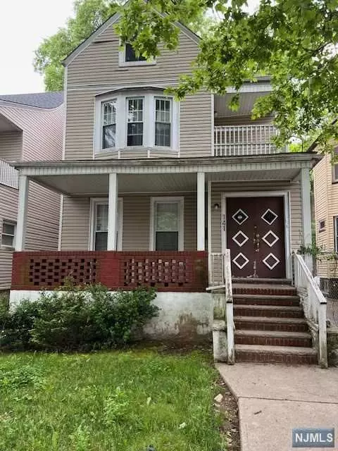 141 William ST, East Orange, NJ 07017