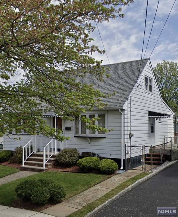 349 Wilson AVE,  Lyndhurst,  NJ 07071