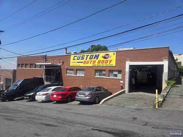 Fairview, NJ 07022,42-48 Industrial AVE