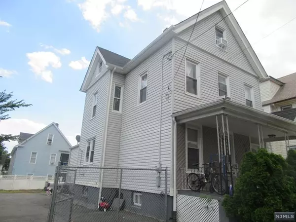 Passaic, NJ 07055,119 Autumn ST