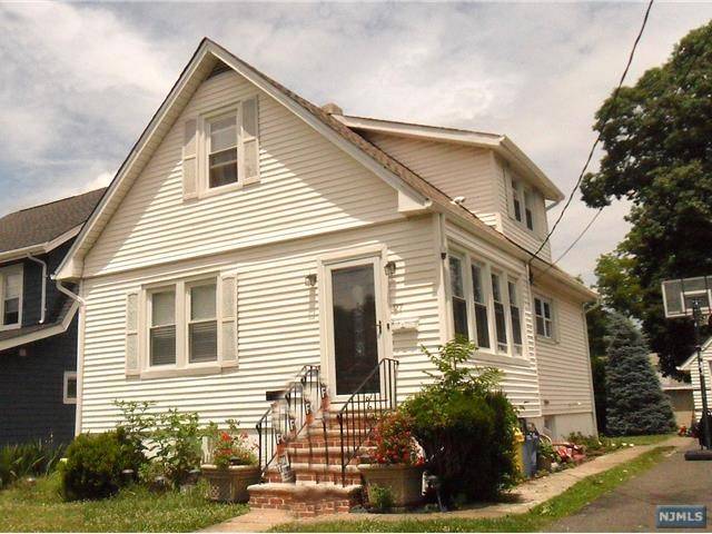 27 Bilton ST, Teaneck, NJ 07666