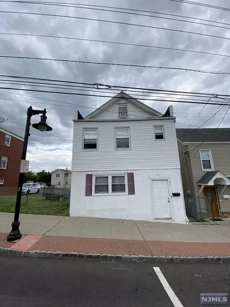 439 Hackensack ST, Carlstadt, NJ 07072