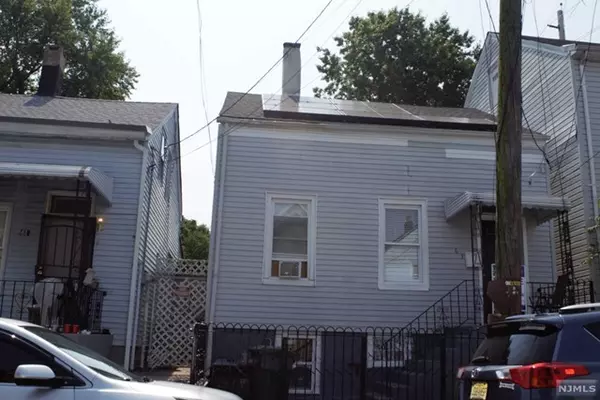 Paterson, NJ 07524,63 Highland ST