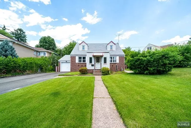 Fair Lawn, NJ 07410,37-17 Garden View TER